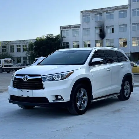 Toyota Highlander 2017 — фото 1