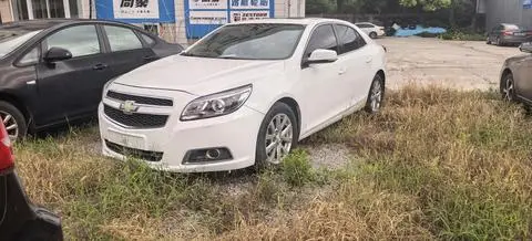 Chevrolet Malibu 2014 — фото 1