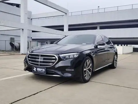 Mercedes-Benz E-Class 2024
