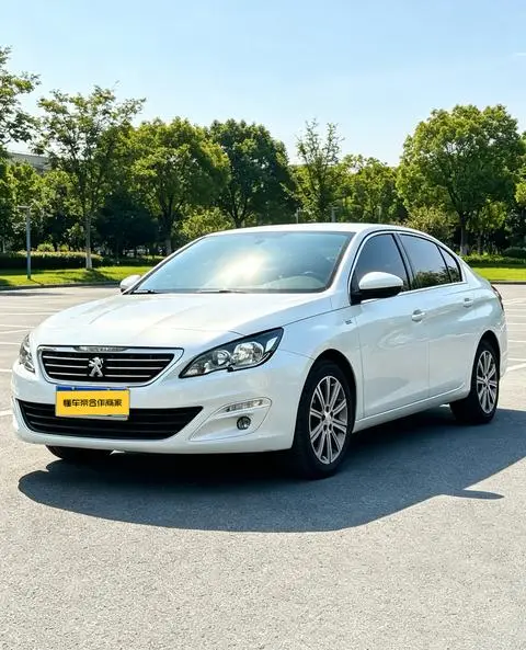 Peugeot 408 2016