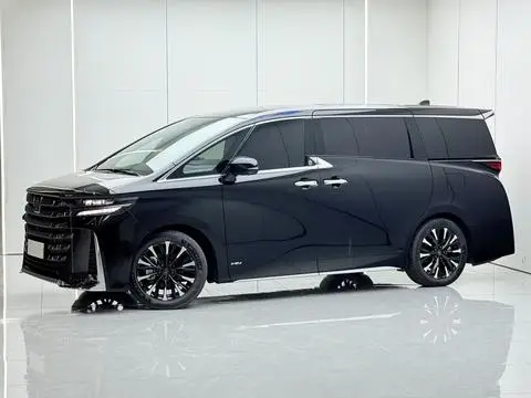 Toyota Alphard 2024 — фото 1