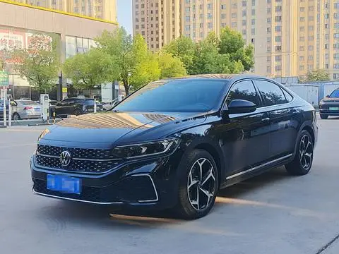 Volkswagen Passat 2024
