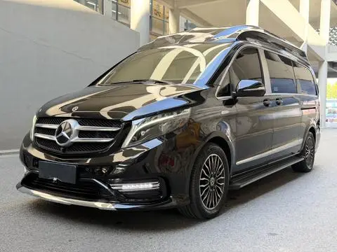 Mercedes-Benz V-Class 2021 — фото 1