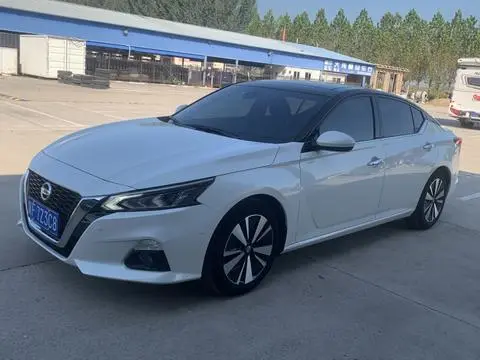 Nissan Teana 2022