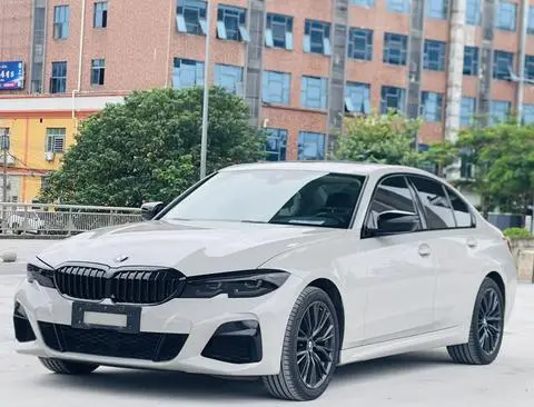 BMW 3 Series 2022