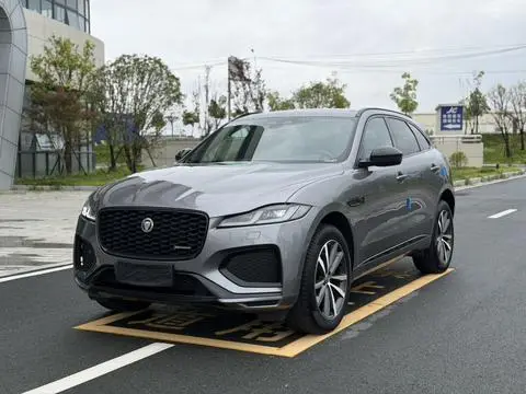 Jaguar F-PACE 2024