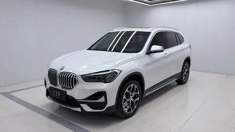 BMW X1 2022 — фото 1