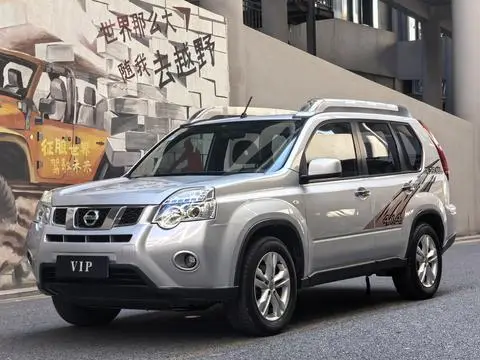 Nissan 奇骏 2012