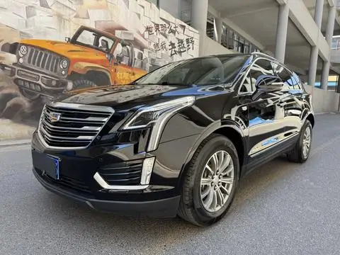 Cadillac XT5 2018 — фото 1