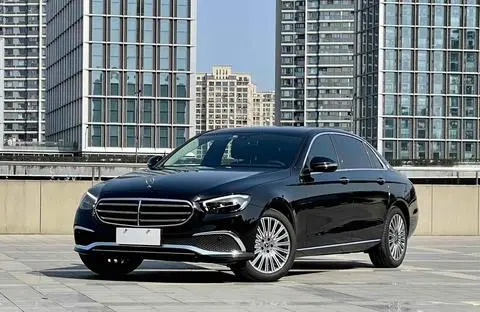 Mercedes-Benz E-Class 2023