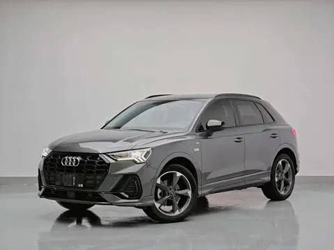 Audi Q3 2023 — фото 1