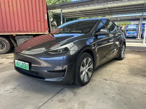 Tesla Model Y 2022 — фото 1