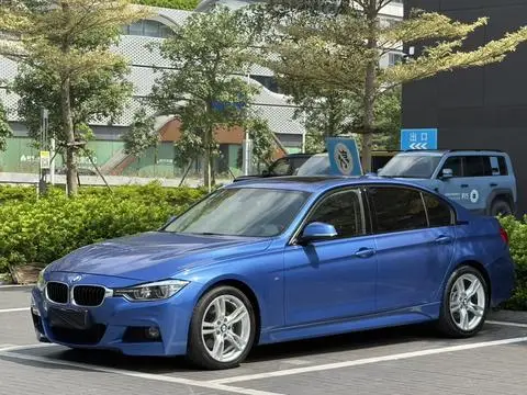 BMW 3 Series 2017 — фото 1