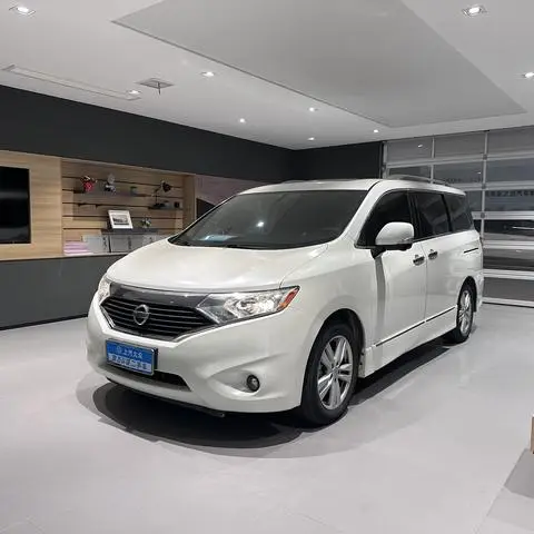Nissan 贵士 2015