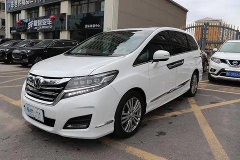 Honda 艾力绅 2016