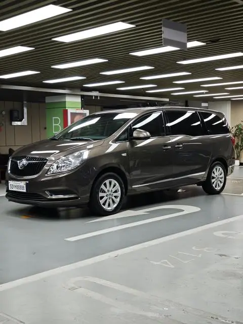 Buick GL8 2017