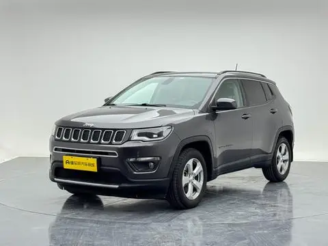 Jeep 指南者 2017