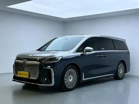 Voyah 梦想家 PHEV 2025