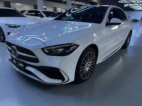 Mercedes-Benz C-Class 2024