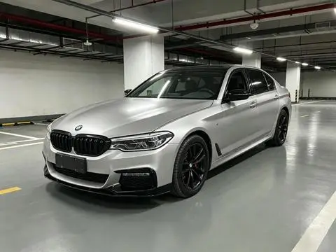 BMW 5 Series 2018 — фото 1