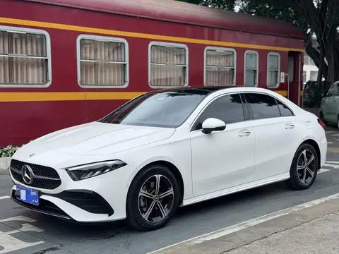 Mercedes-Benz A-Class 2023 — фото 1