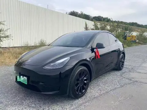 Tesla Model Y 2022 — фото 1