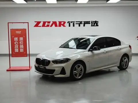 BMW 1 Series 2021
