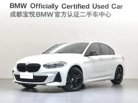 BMW 1 Series 2021