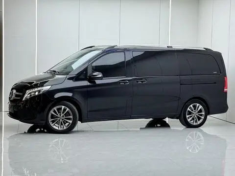 Mercedes-Benz V-Class 2021