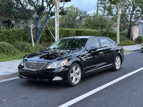 Lexus LS 2006