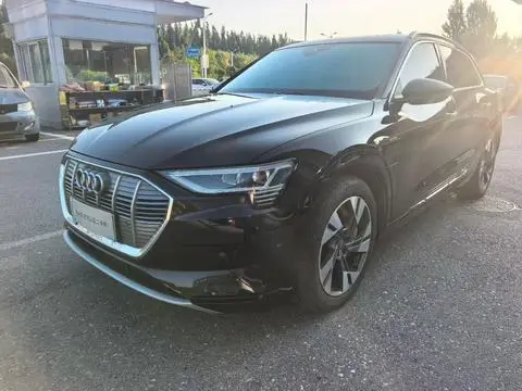 Audi e-tron 2019