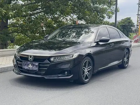 Honda Accord 2022 — фото 1
