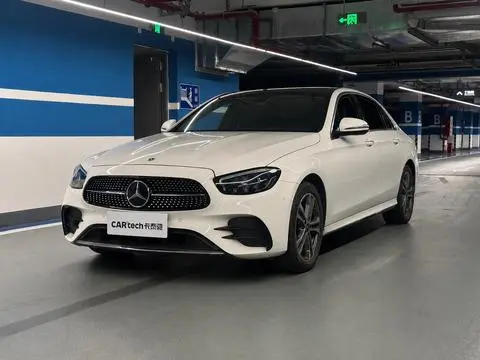 Mercedes-Benz E-Class 2022