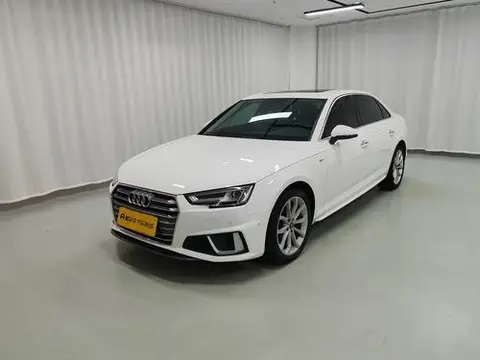 Audi A4L 2019