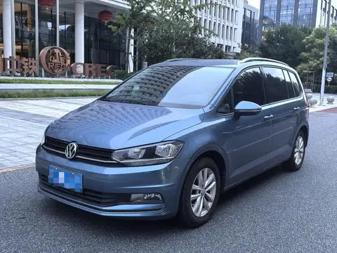 Volkswagen 途安L 2016