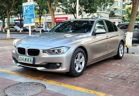 BMW 3 Series 2015 — фото 1