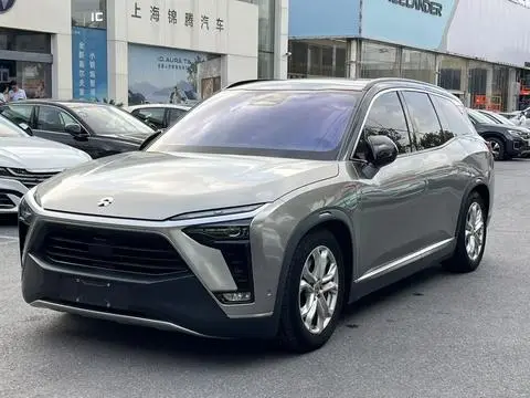 NIO ES8 2022