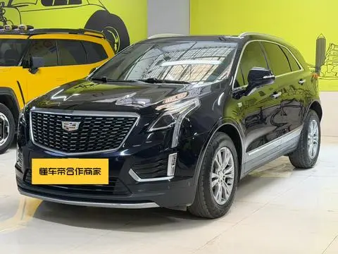 Cadillac XT5 2021 — фото 1