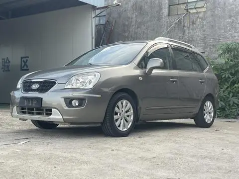 Kia 佳乐 2011