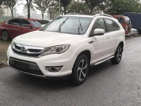 BYD S7 2015