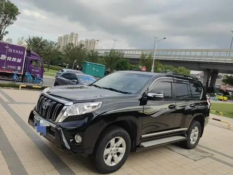 Toyota Prado 2016 — фото 1
