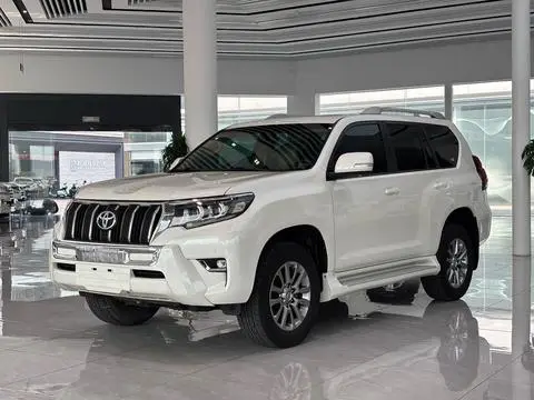 Toyota Prado 2019 — фото 1