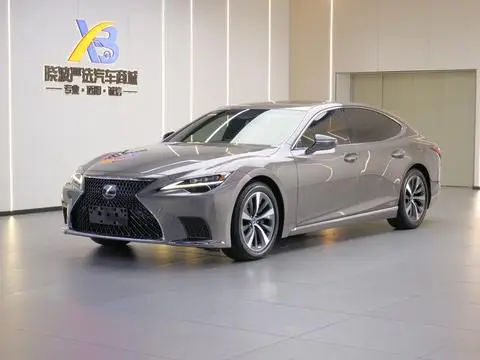 Lexus LS 2021