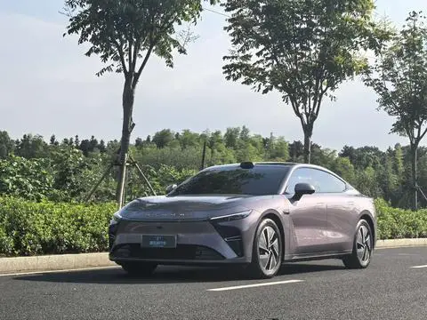 Exeed ES 2025