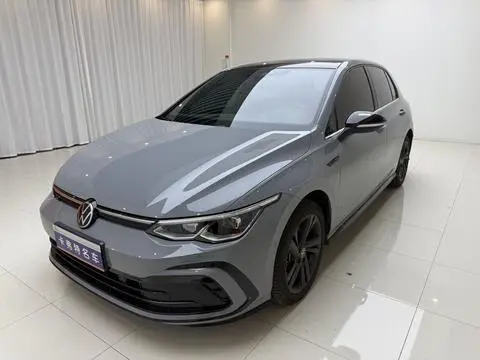 Volkswagen Golf 2021