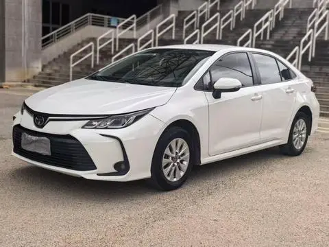 Toyota Corolla 2019 — фото 1