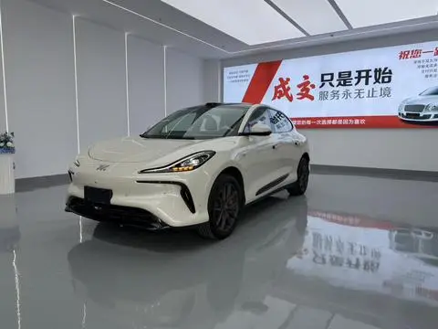 IM Motors 智己LS6 2023