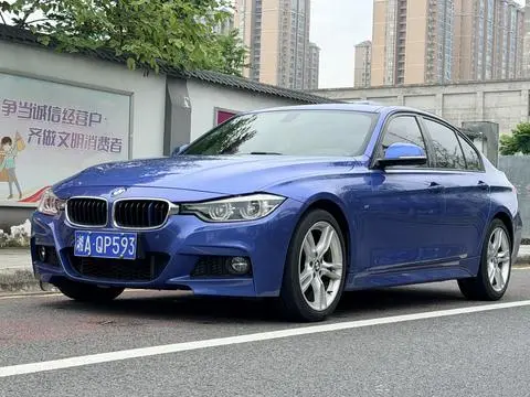 BMW 3 Series 2018 — фото 1