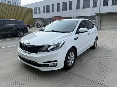 Kia K2 2015 — фото 1