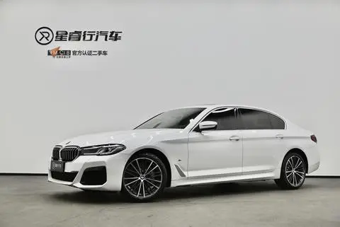 BMW 5 Series 2021 — фото 1